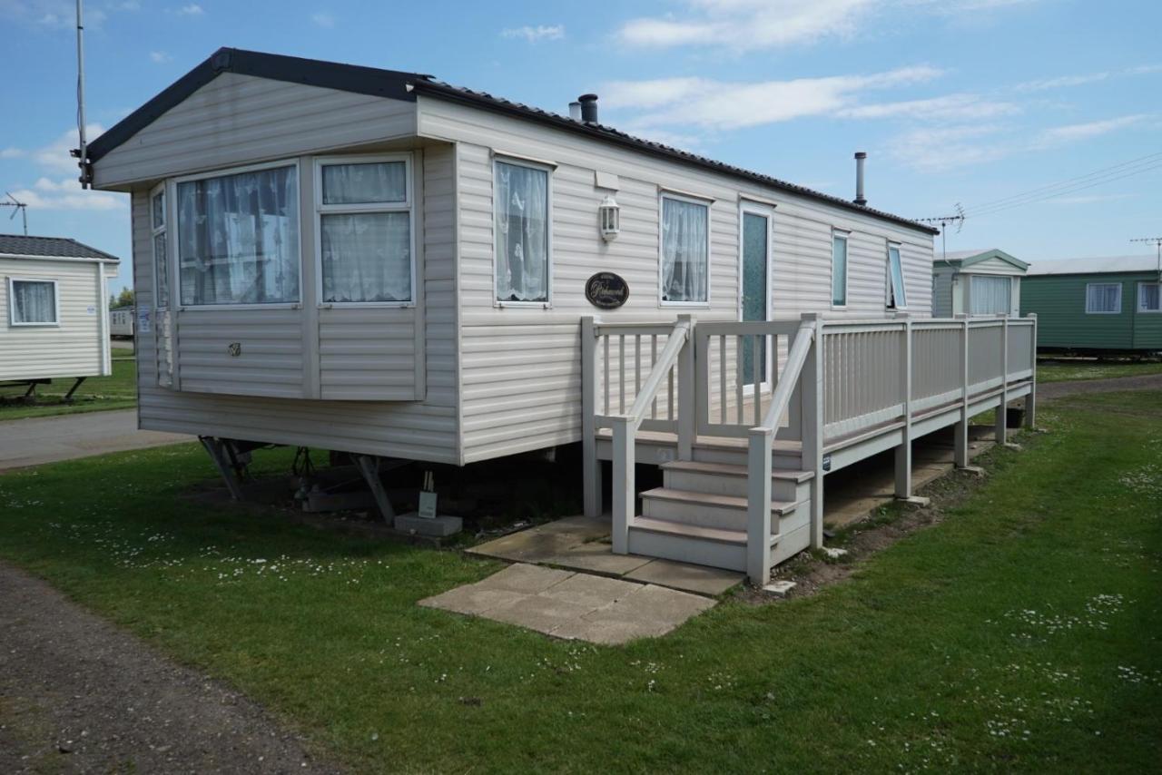 Lyntons 3 Bedroom Caravan Pets Stay Free Linen Included Хечем Экстерьер фото