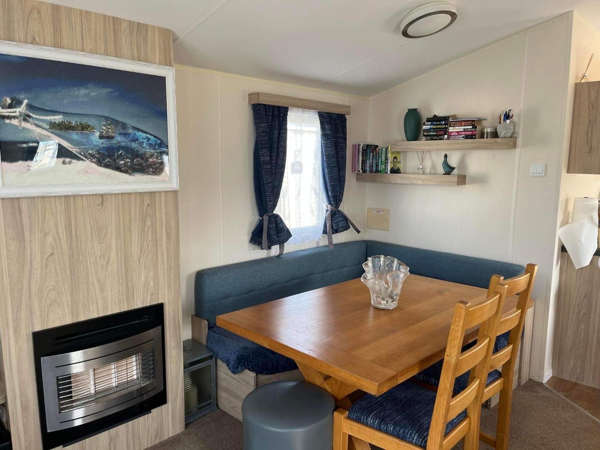 Lyntons 3 Bedroom Caravan Pets Stay Free Linen Included Хечем Экстерьер фото